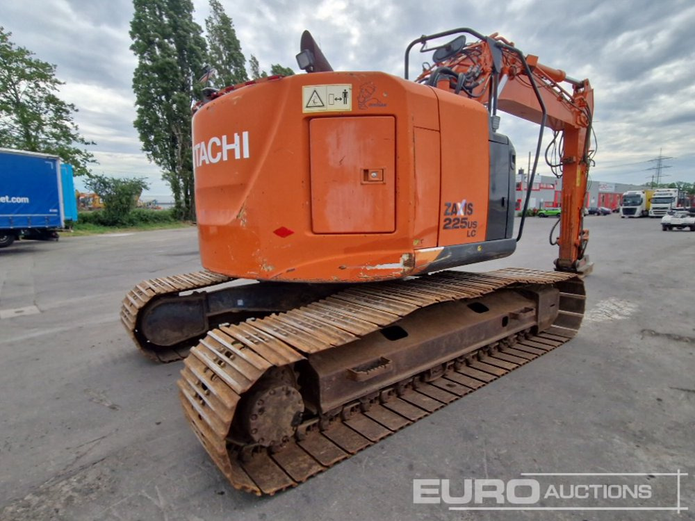 2015 Hitachi ZX225USLC-5B - Kettenbagger: das Bild 5 2015 Hitachi ZX225USLC-5B - Kettenbagger: das Bild 5