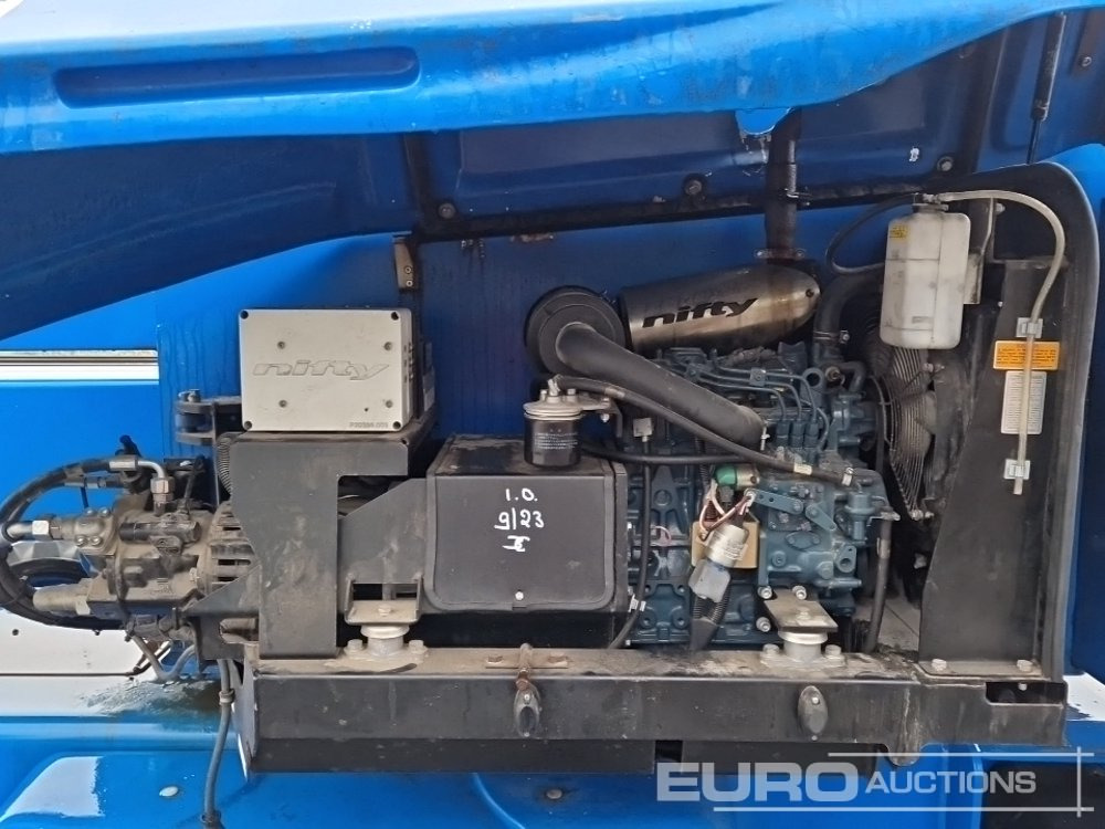 Arbeitsbühne 2016 Niftylift HR28 Hybrid: das Bild 25