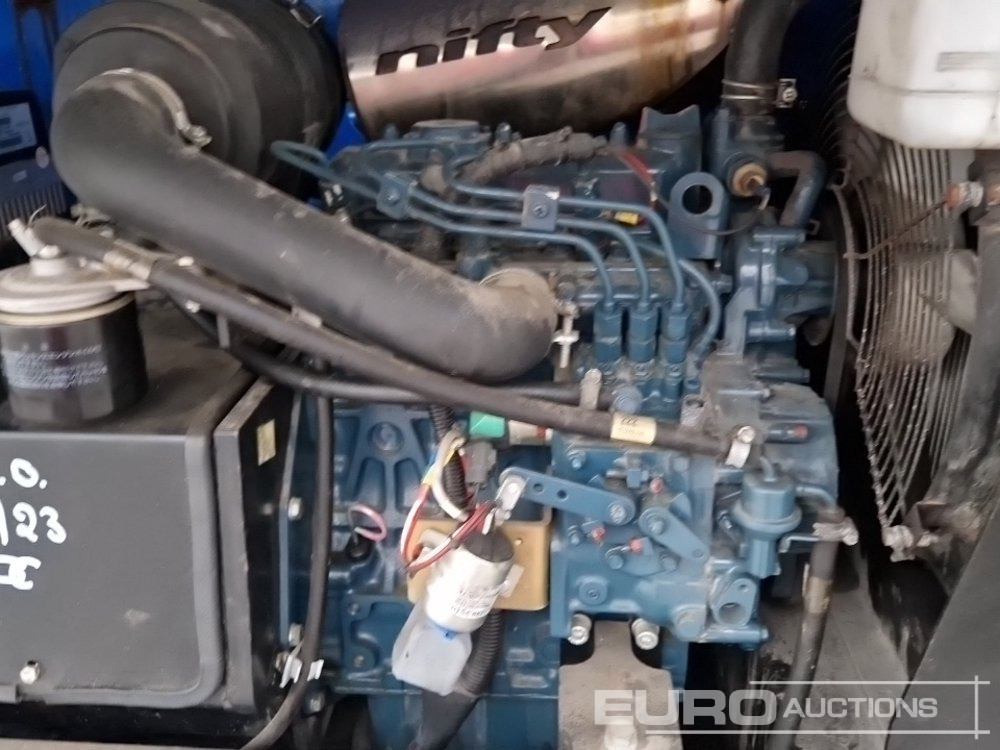 Arbeitsbühne 2016 Niftylift HR28 Hybrid: das Bild 26