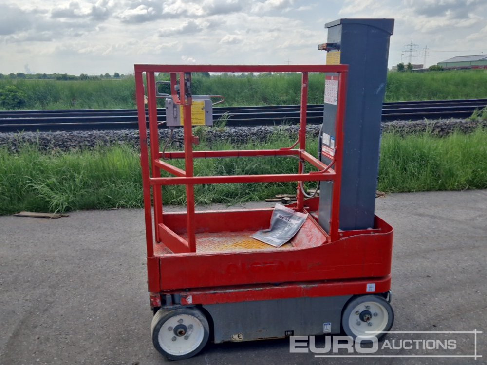 2016 SkyJack SJ12
SJ16 - Arbeitsbühne: das Bild 2 2016 SkyJack SJ12
SJ16 - Arbeitsbühne: das Bild 2