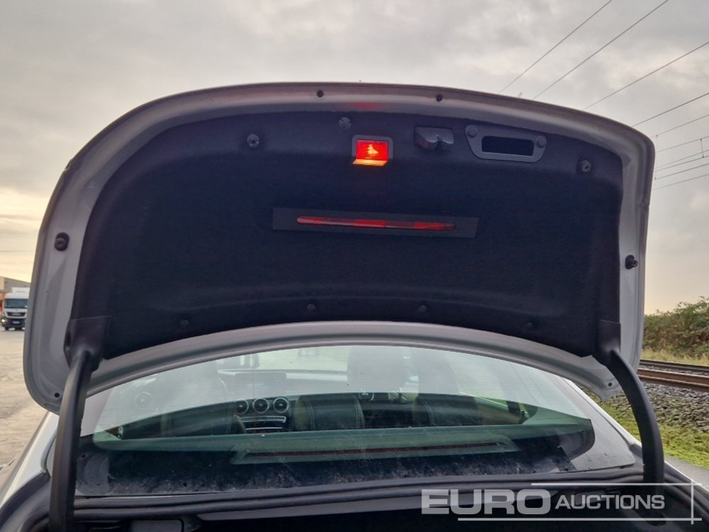 PKW 2019 Mercedes Benz C220D: das Bild 15