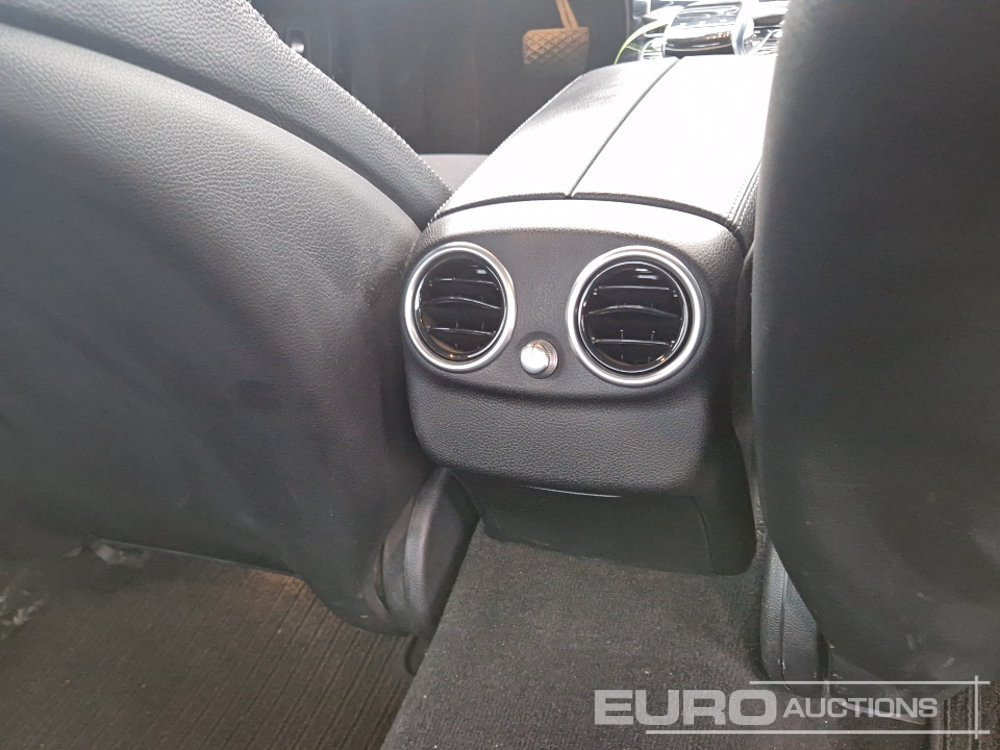 PKW 2019 Mercedes Benz C220D: das Bild 21