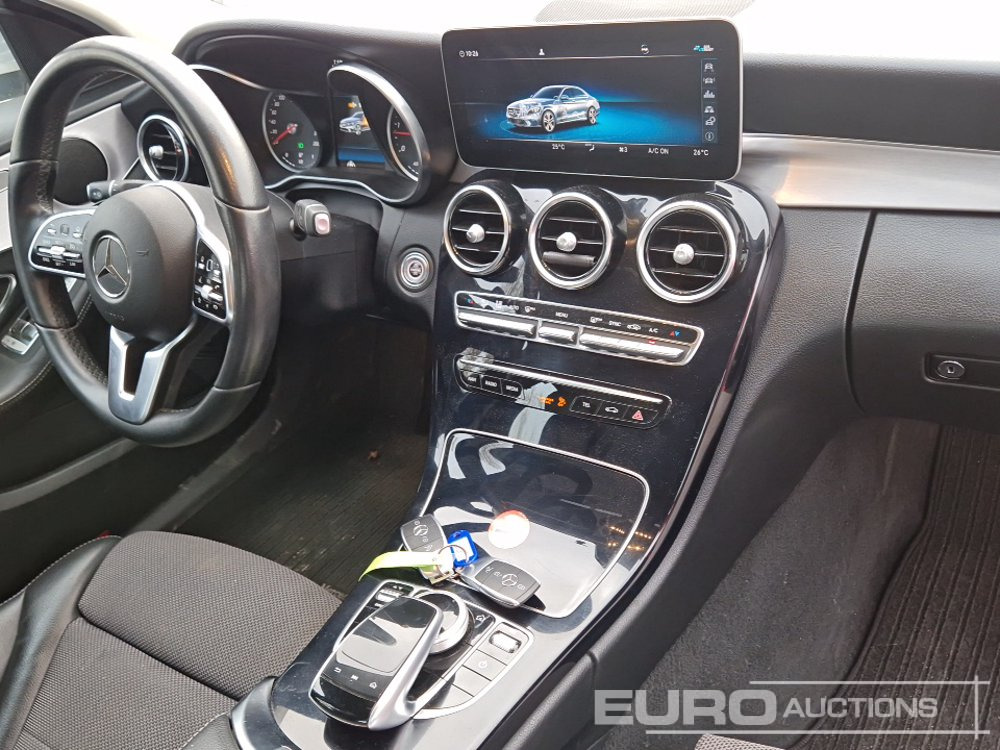 PKW 2019 Mercedes Benz C220D: das Bild 29
