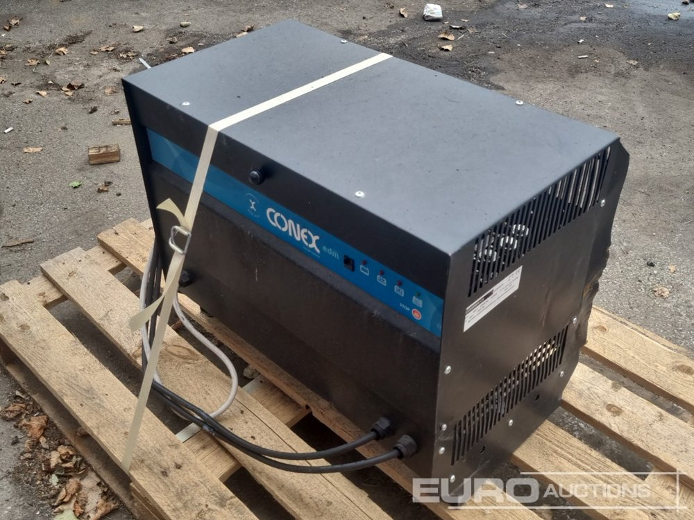 Conex 400V Battery Charger, 4.3kW - 50/60Hz - Baugeräte: das Bild 1 Conex 400V Battery Charger, 4.3kW - 50/60Hz - Baugeräte: das Bild 1