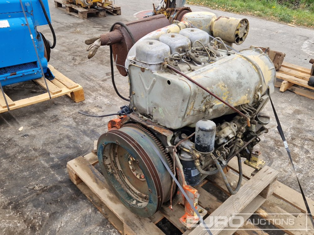 Deutz 3 Cylinder Diesel Engine - Motor: das Bild 4 Deutz 3 Cylinder Diesel Engine - Motor: das Bild 4