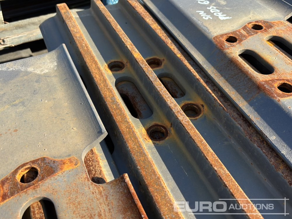 Ersatzteile für Bagger 600mm Steel Track Plates: das Bild 8