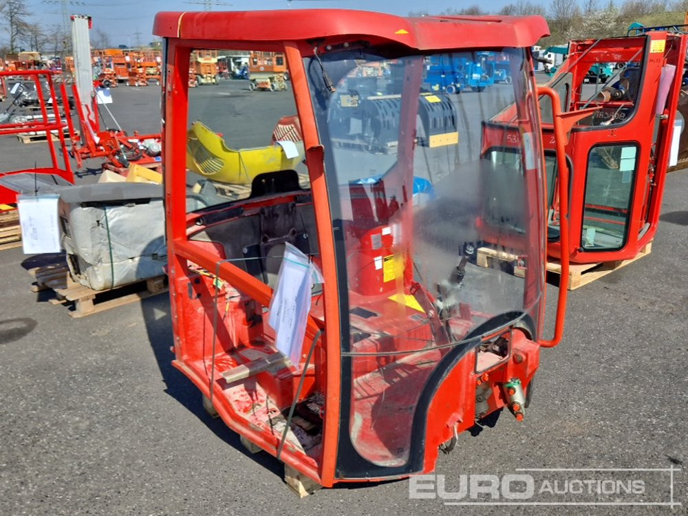 Cabin to suit JCB 406 - Ersatzteile: das Bild 4 Cabin to suit JCB 406 - Ersatzteile: das Bild 4