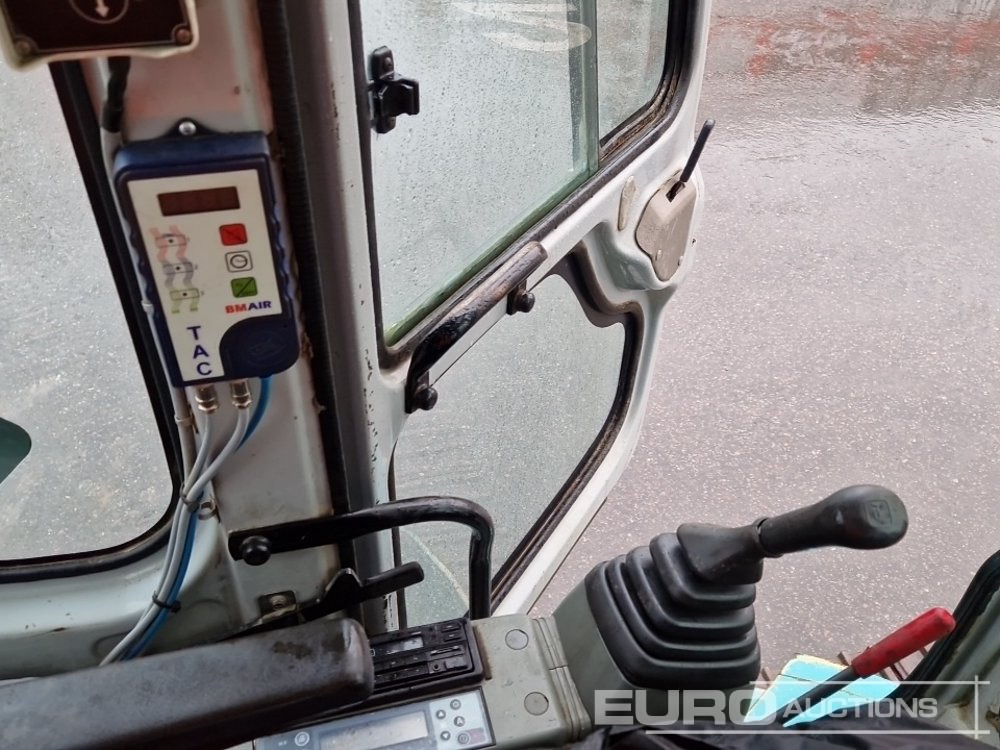 Kettenbagger Kobelco SK235SRLC: das Bild 36