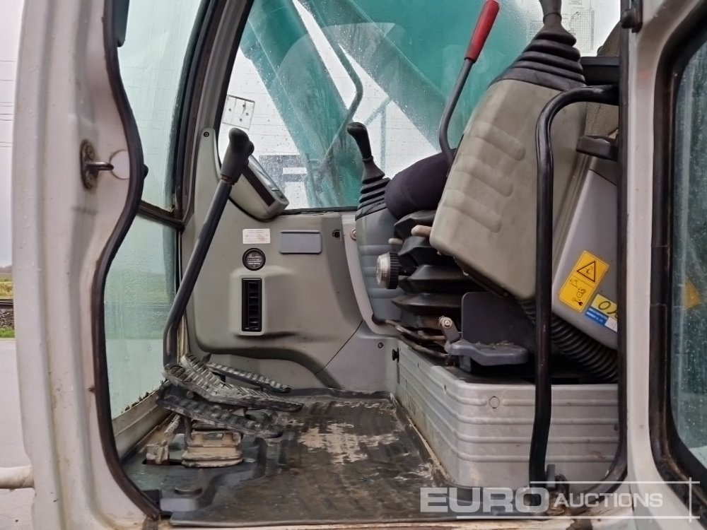 Kettenbagger Kobelco SK235SRLC: das Bild 33