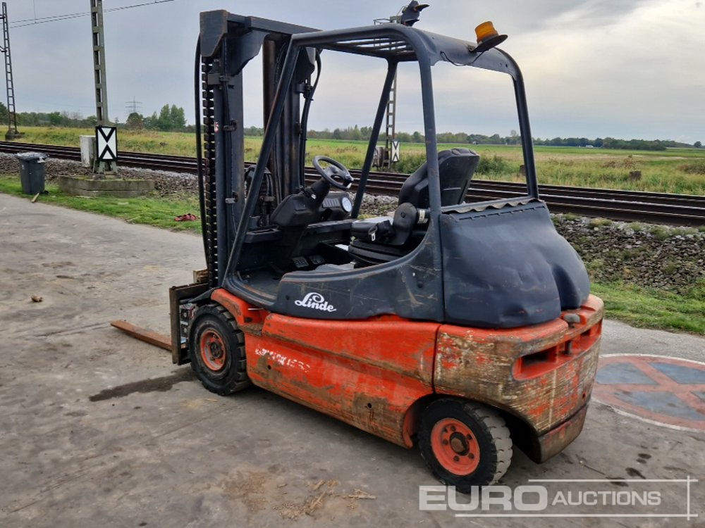Linde E30 - Gabelstapler: das Bild 3 Linde E30 - Gabelstapler: das Bild 3