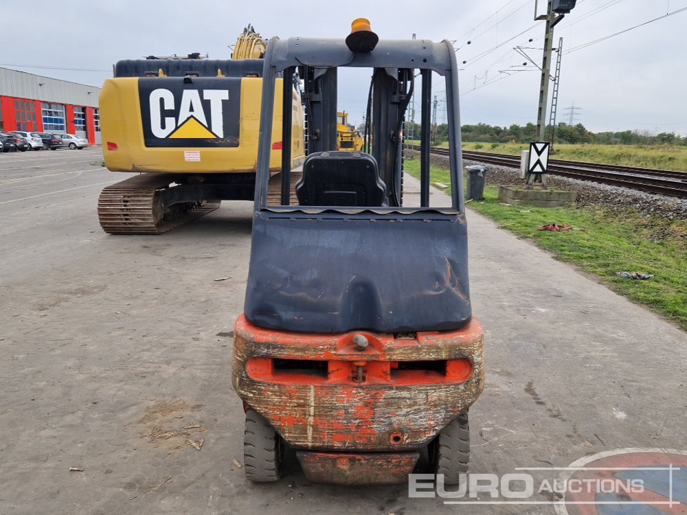 Linde E30 - Gabelstapler: das Bild 4 Linde E30 - Gabelstapler: das Bild 4