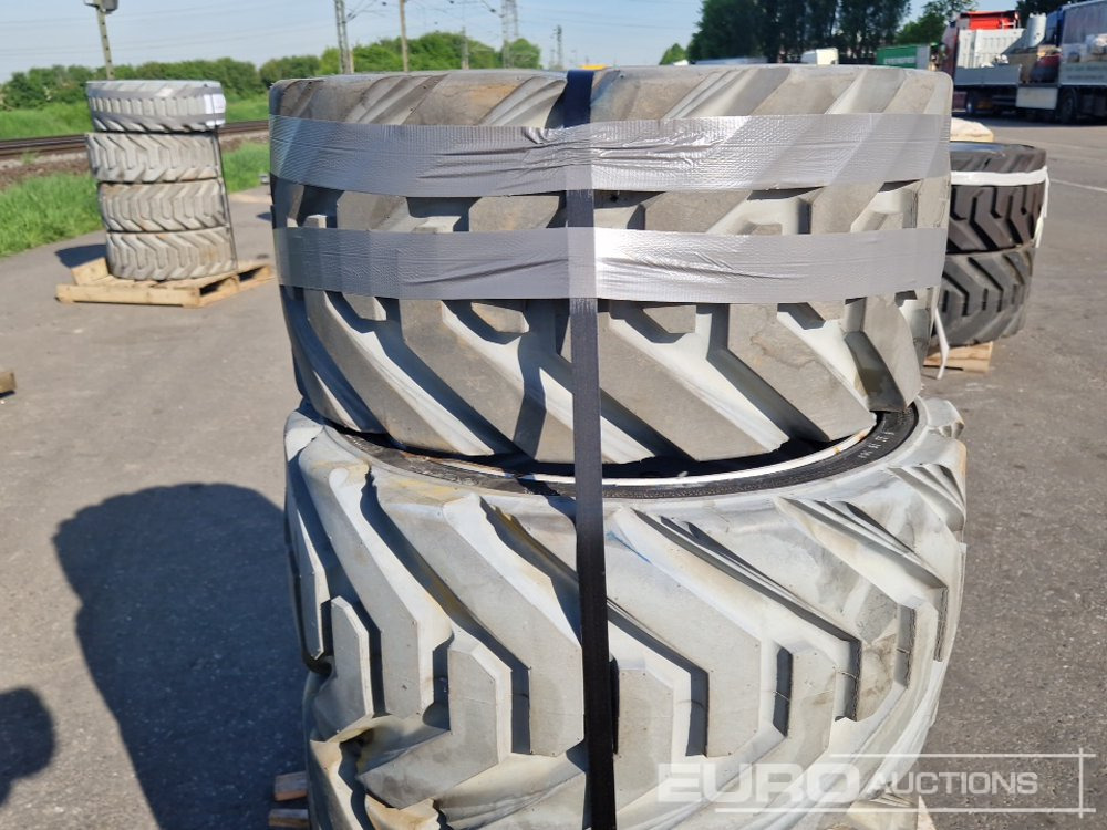 Outrigger 26x12D460NHS Tyres with Rims (4 of) - Reifen: das Bild 4 Outrigger 26x12D460NHS Tyres with Rims (4 of) - Reifen: das Bild 4