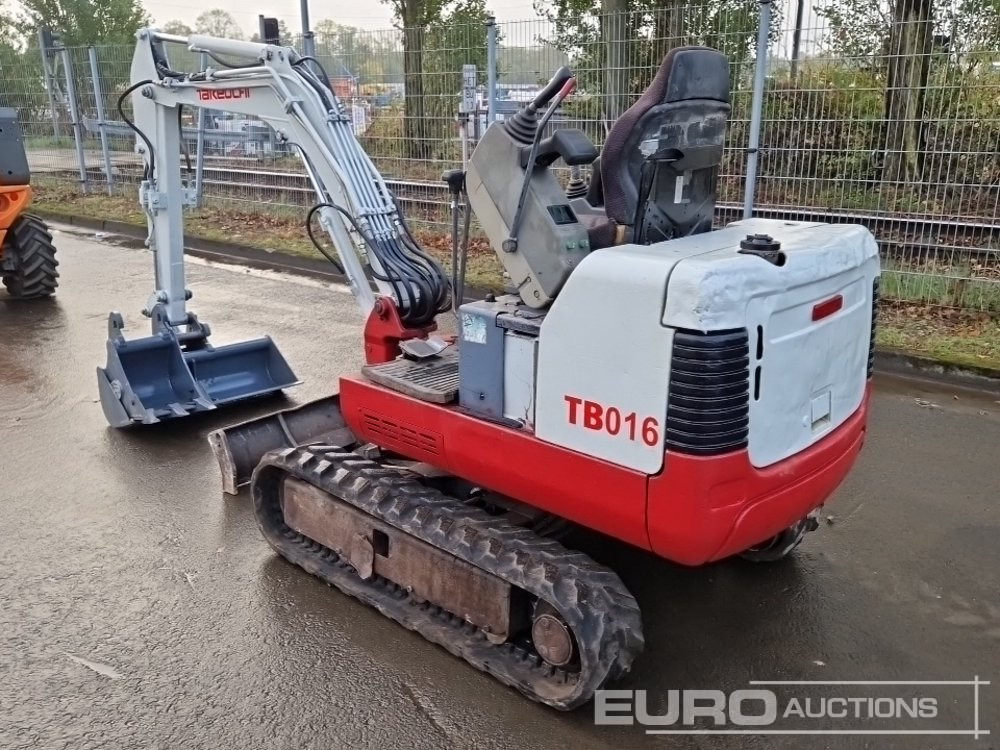 Takeuchi TB016 - Minibagger: das Bild 3 Takeuchi TB016 - Minibagger: das Bild 3