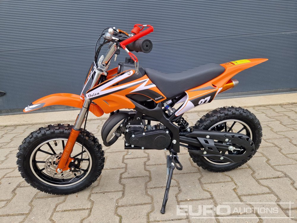 Unused DIRTBIKE 50R-D705 49CC Kids Petrol Motorbike, Automatic - Motorrad: das Bild 3 Unused DIRTBIKE 50R-D705 49CC Kids Petrol Motorbike, Automatic - Motorrad: das Bild 3