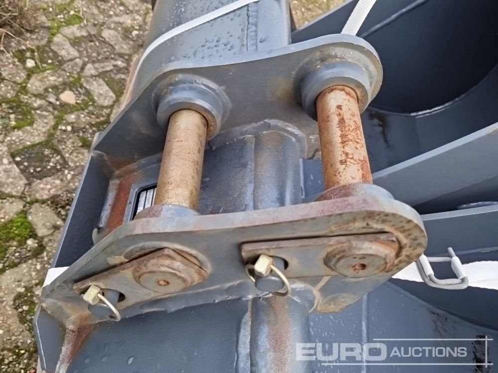 Schaufel neu kaufen Unused Strickland 48", 24", 18" Bucket Set to suit Kubota U27 (3 of): das Bild 7
