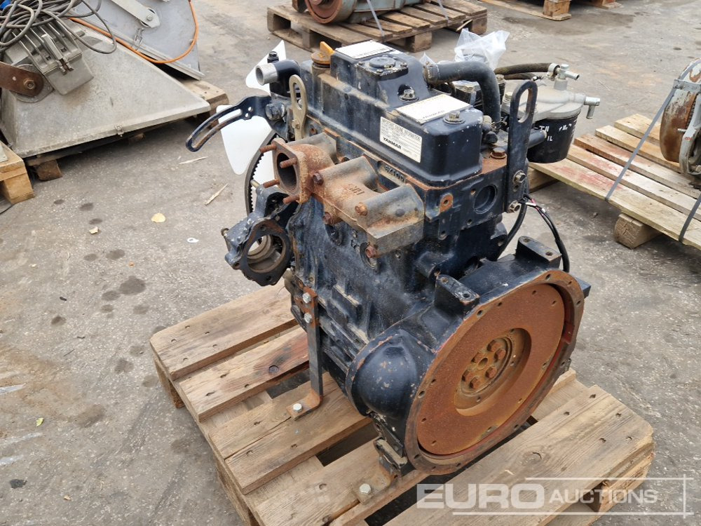 Yanmar 3 Cylinder Diesel Engine - Motor: das Bild 4 Yanmar 3 Cylinder Diesel Engine - Motor: das Bild 4