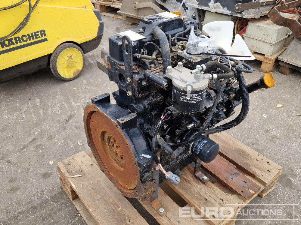 Yanmar 3 Cylinder Diesel Engine - Motor: das Bild 1 Yanmar 3 Cylinder Diesel Engine - Motor: das Bild 1