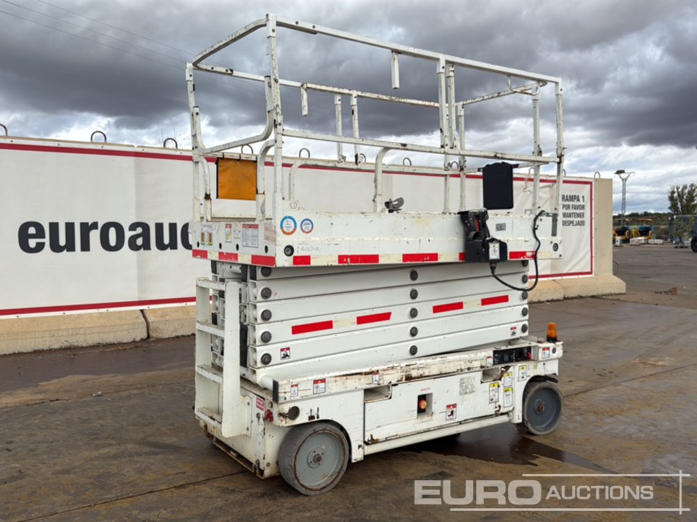 2014 Haulotte Compact 14 - Scherenbühne: das Bild 1 2014 Haulotte Compact 14 - Scherenbühne: das Bild 1