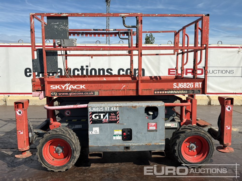 Arbeitsbühne 2015 SkyJack SJ6826RT: das Bild 6