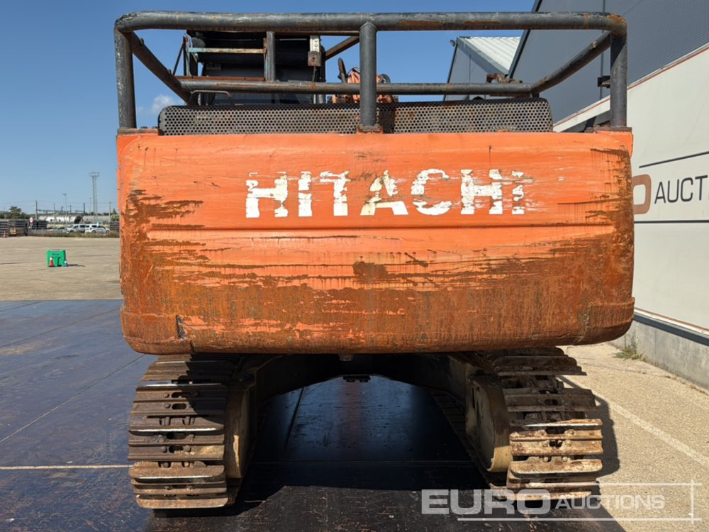 Hitachi ZX210 - Kettenbagger: das Bild 4 Hitachi ZX210 - Kettenbagger: das Bild 4