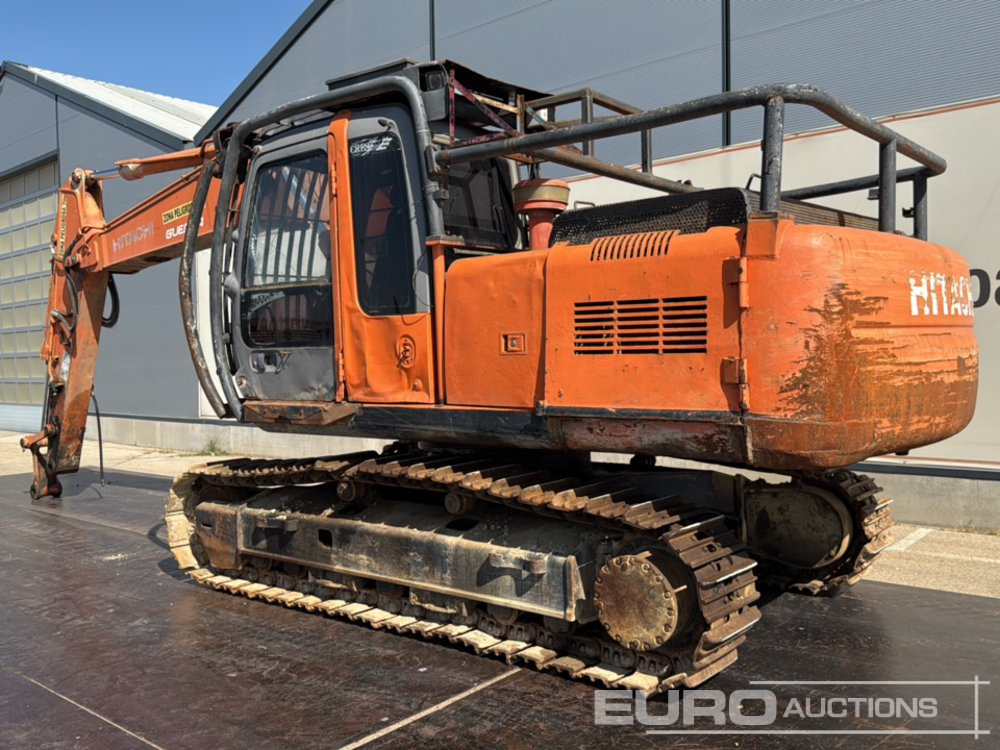 Hitachi ZX210 - Kettenbagger: das Bild 3 Hitachi ZX210 - Kettenbagger: das Bild 3