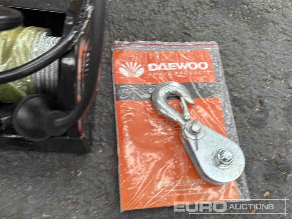 Unused Daewoo DAHST300/600 - Baugeräte: das Bild 5 Unused Daewoo DAHST300/600 - Baugeräte: das Bild 5