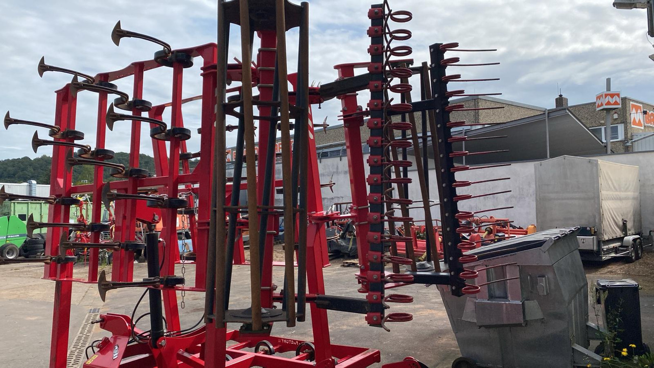 Egge Agro Factory Cris 6 Grossfederzinkenegge: das Bild 7 Egge Agro Factory Cris 6 Grossfederzinkenegge: das Bild 7