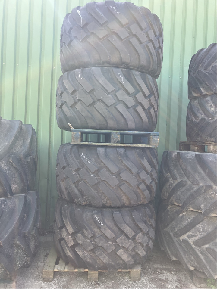 BKT 710/50R26.5 - Felgen und Reifen: das Bild 1 BKT 710/50R26.5 - Felgen und Reifen: das Bild 1
