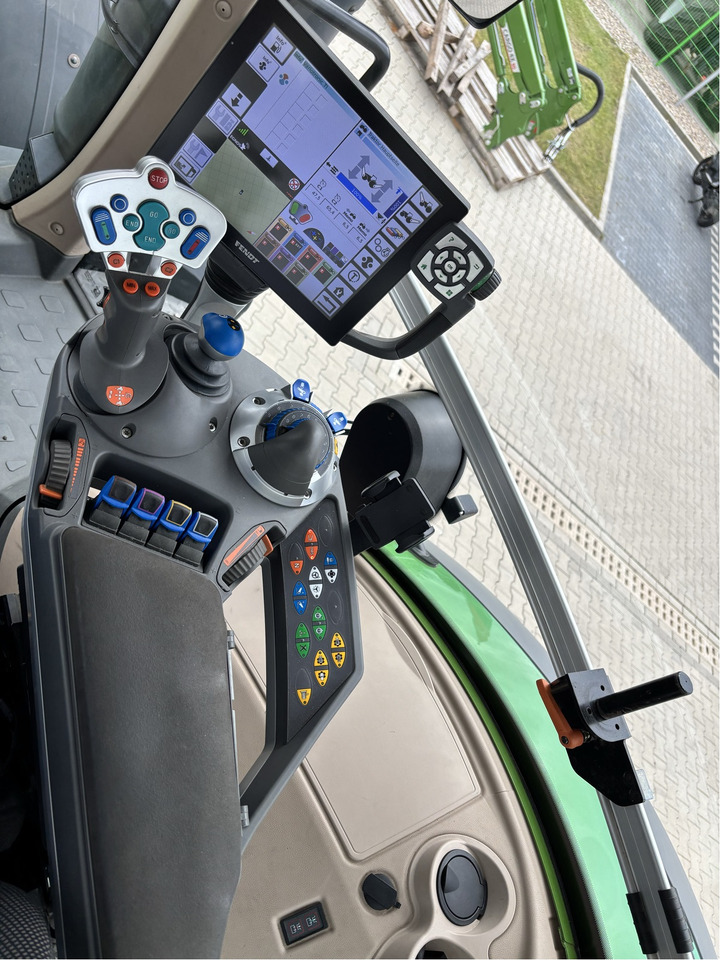 Fendt 1050 S4 Vario RÜFA - Traktor: das Bild 3 Fendt 1050 S4 Vario RÜFA - Traktor: das Bild 3
