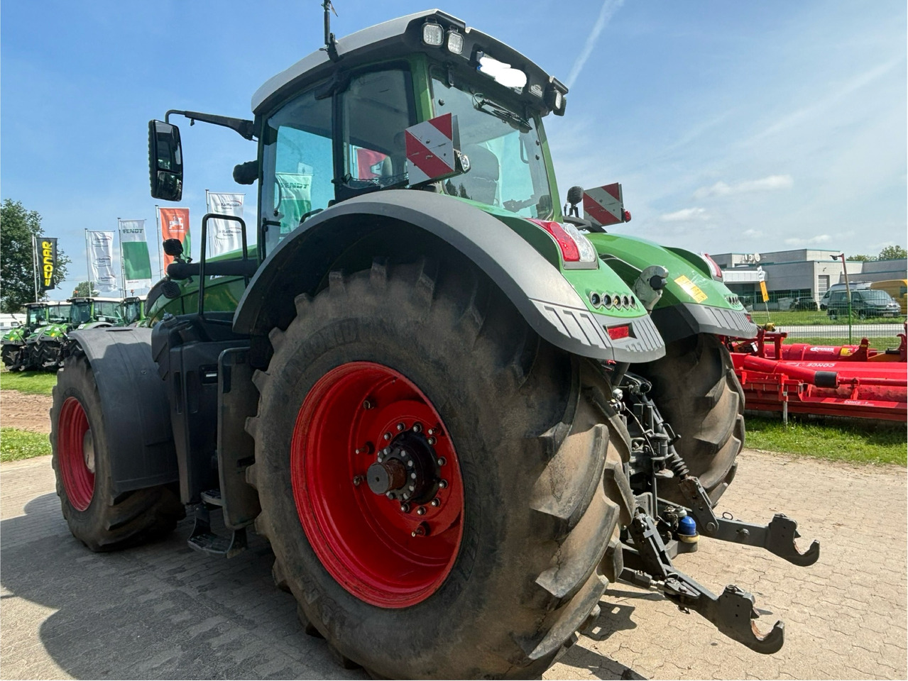 Fendt 1050 Vario S4 ProfiPlus - Traktor: das Bild 4 Fendt 1050 Vario S4 ProfiPlus - Traktor: das Bild 4