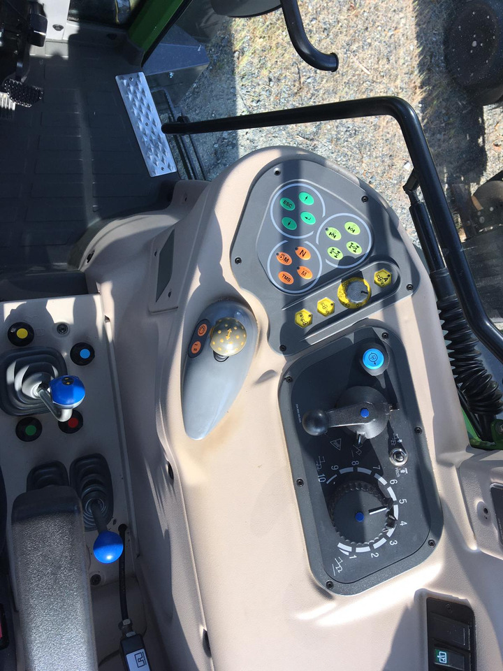 Fendt 211 Vario - Traktor: das Bild 3 Fendt 211 Vario - Traktor: das Bild 3