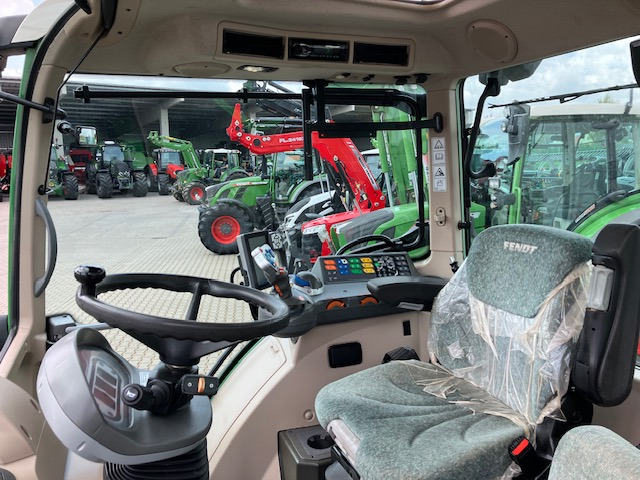 Fendt 313 Vario S4 Profi - Traktor: das Bild 3 Fendt 313 Vario S4 Profi - Traktor: das Bild 3