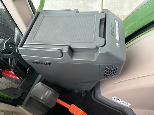 Fendt 618 Vario Power Setting2 - Traktor: das Bild 3 Fendt 618 Vario Power Setting2 - Traktor: das Bild 3