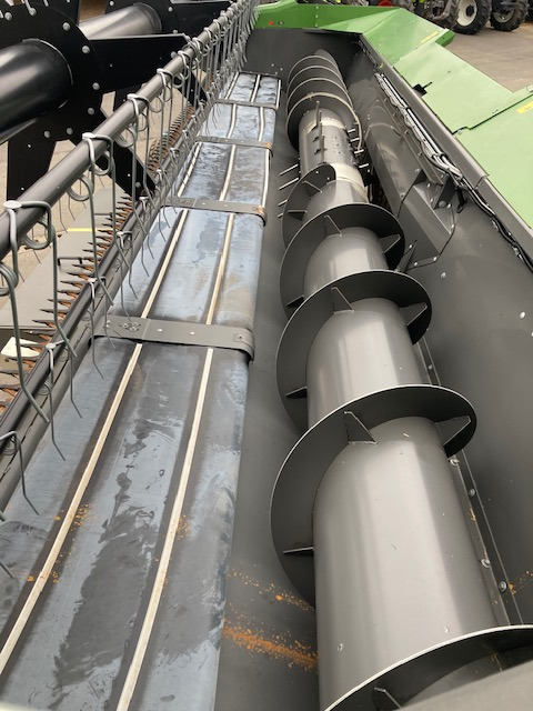 Fendt 6335C Stage 5 - Mähdrescher: das Bild 3 Fendt 6335C Stage 5 - Mähdrescher: das Bild 3