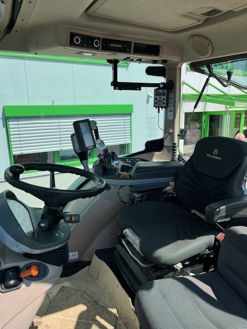 Fendt 718 V S4 - Traktor: das Bild 2 Fendt 718 V S4 - Traktor: das Bild 2