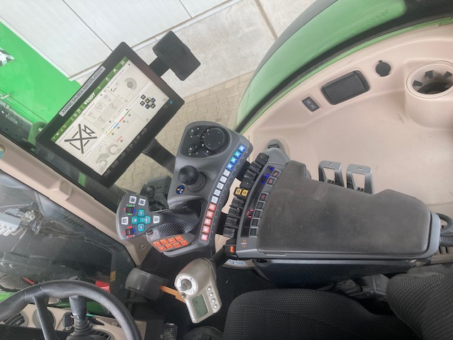 Fendt 724 Vario Gen6 Profi Setting1 - Traktor: das Bild 4 Fendt 724 Vario Gen6 Profi Setting1 - Traktor: das Bild 4