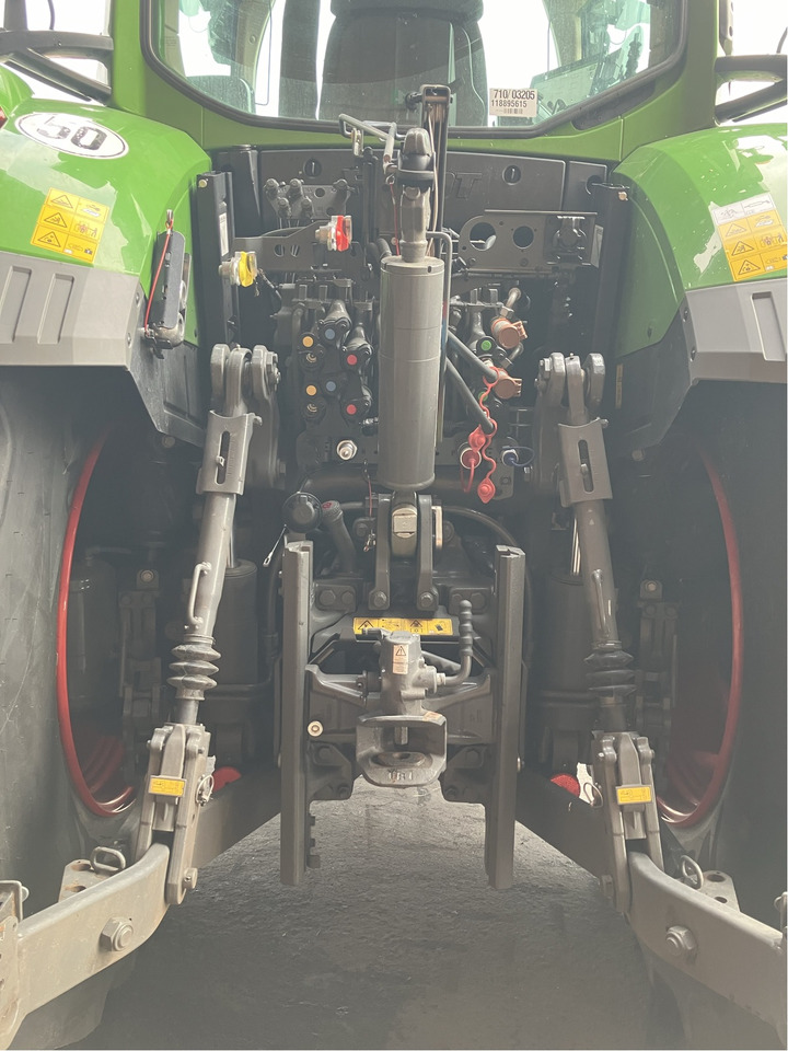 Fendt 728 Vario Gen7 - Traktor: das Bild 4 Fendt 728 Vario Gen7 - Traktor: das Bild 4