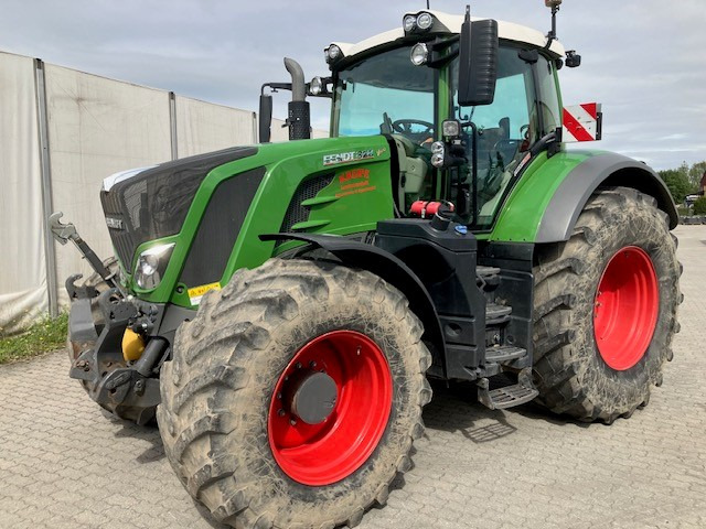 Fendt 828 Vario S4 Profi - Traktor: das Bild 2 Fendt 828 Vario S4 Profi - Traktor: das Bild 2