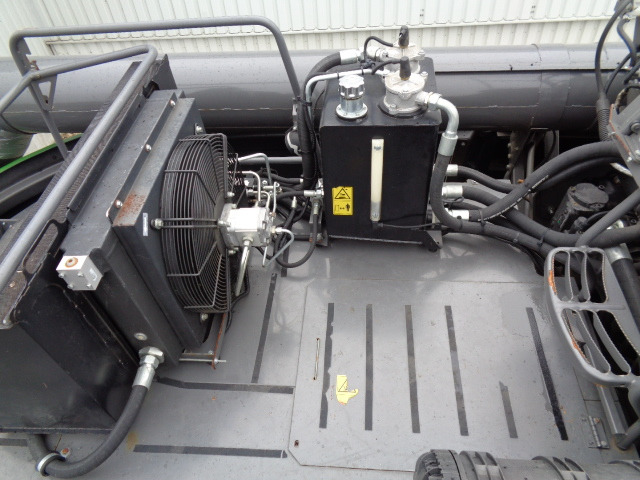 Fendt Mähdrescher 8410 P - Mähdrescher: das Bild 5 Fendt Mähdrescher 8410 P - Mähdrescher: das Bild 5