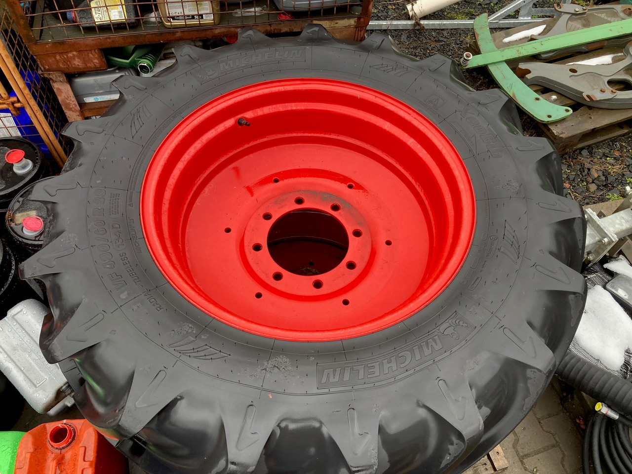 Fendt Räder 480/60 R28 134D - Felgen und Reifen: das Bild 1 Fendt Räder 480/60 R28 134D - Felgen und Reifen: das Bild 1