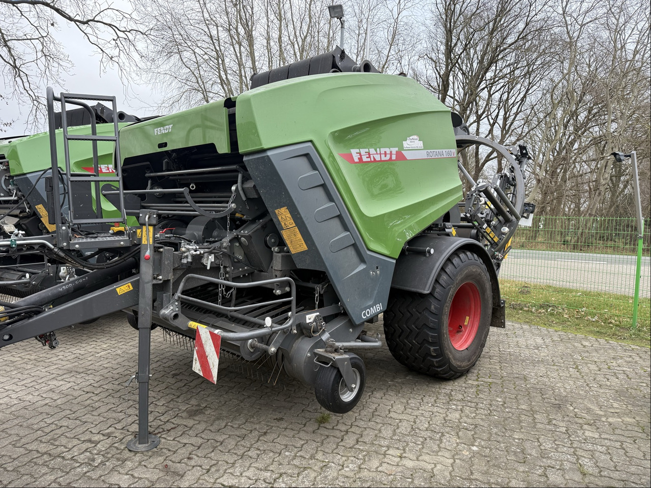 Grünlandtechnik Fendt Rotana 160V Combi: das Bild 1