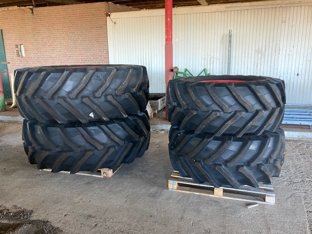 Fendt Trelleborg 650/75R38 600/65R - Reifen: das Bild 1 Fendt Trelleborg 650/75R38 600/65R - Reifen: das Bild 1