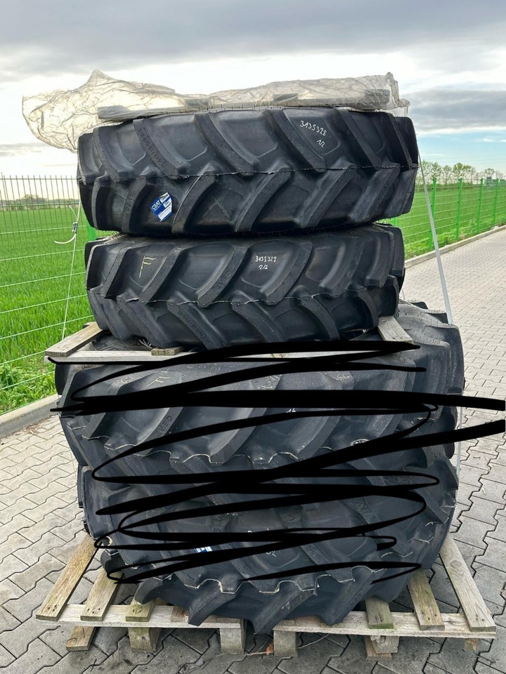 Grasdorf Komplettrad 340/85R28 für MF - Felgen und Reifen: das Bild 1 Grasdorf Komplettrad 340/85R28 für MF - Felgen und Reifen: das Bild 1
