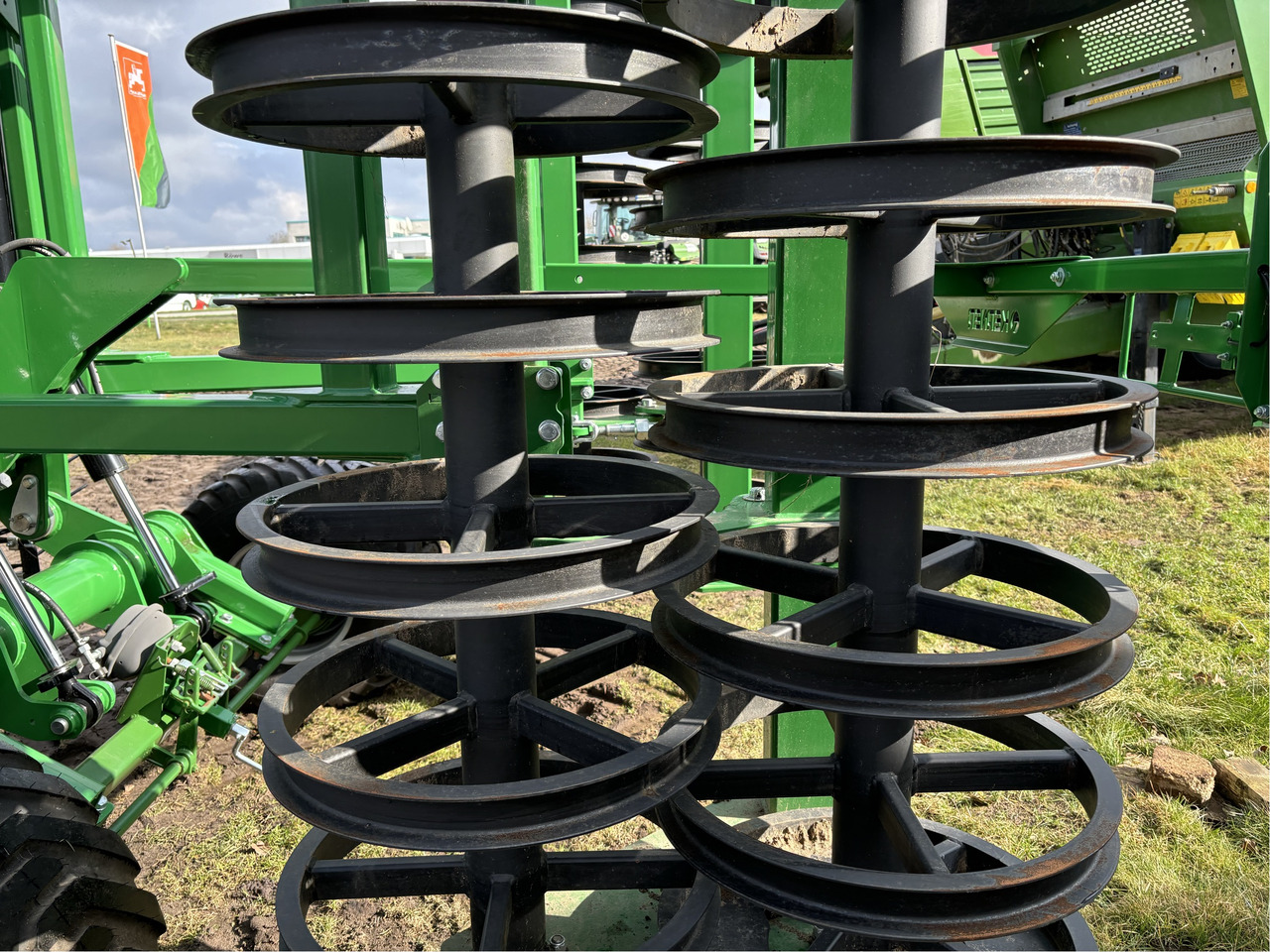 Kerner Helix HA 600 Kurzscheibenegge - Scheibenegge: das Bild 3 Kerner Helix HA 600 Kurzscheibenegge - Scheibenegge: das Bild 3