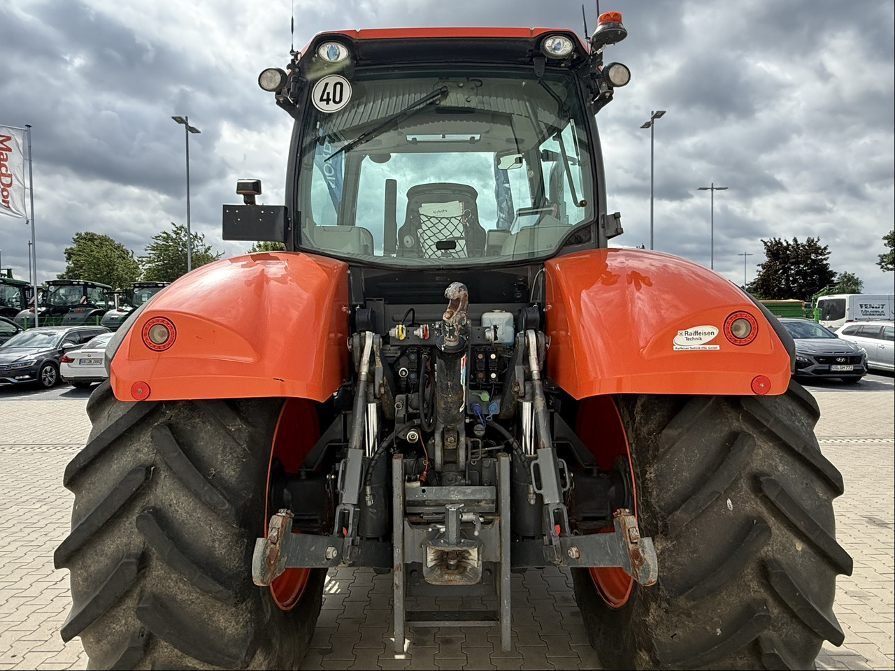 Kubota M 7151 KVT - Traktor: das Bild 4 Kubota M 7151 KVT - Traktor: das Bild 4