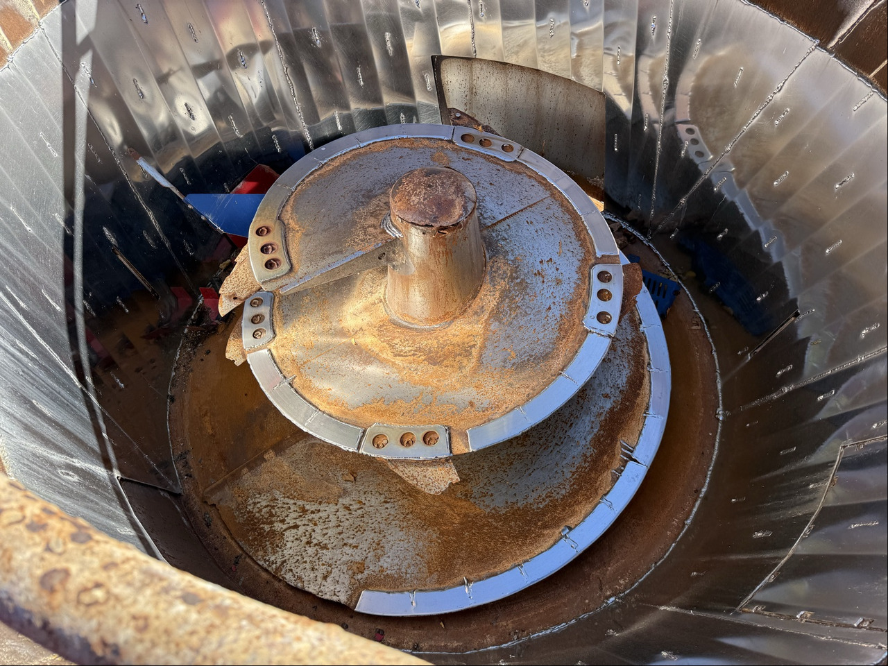 Mayer Siloking SF 13m³ - Futtermischwagen: das Bild 2 Mayer Siloking SF 13m³ - Futtermischwagen: das Bild 2