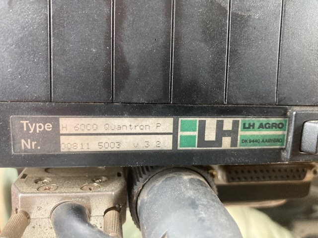 Rauch Axera H EMC - Düngerstreuer: das Bild 4 Rauch Axera H EMC - Düngerstreuer: das Bild 4