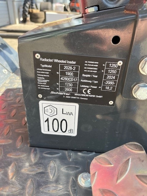 Schäffer Typ 2028-2 - Radlader: das Bild 3 Schäffer Typ 2028-2 - Radlader: das Bild 3