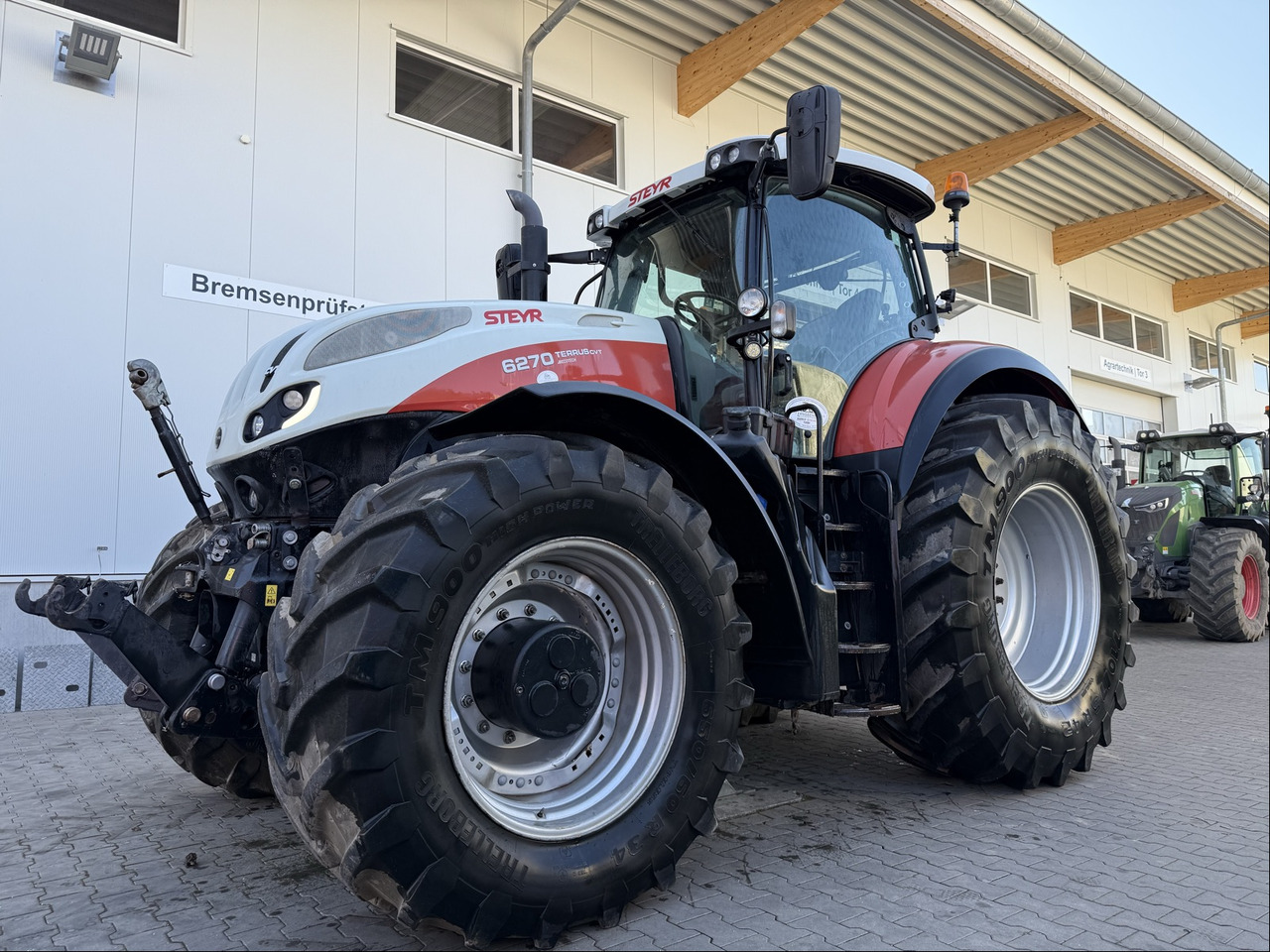Steyr 6270 Terrus CVT - Traktor: das Bild 1 Steyr 6270 Terrus CVT - Traktor: das Bild 1