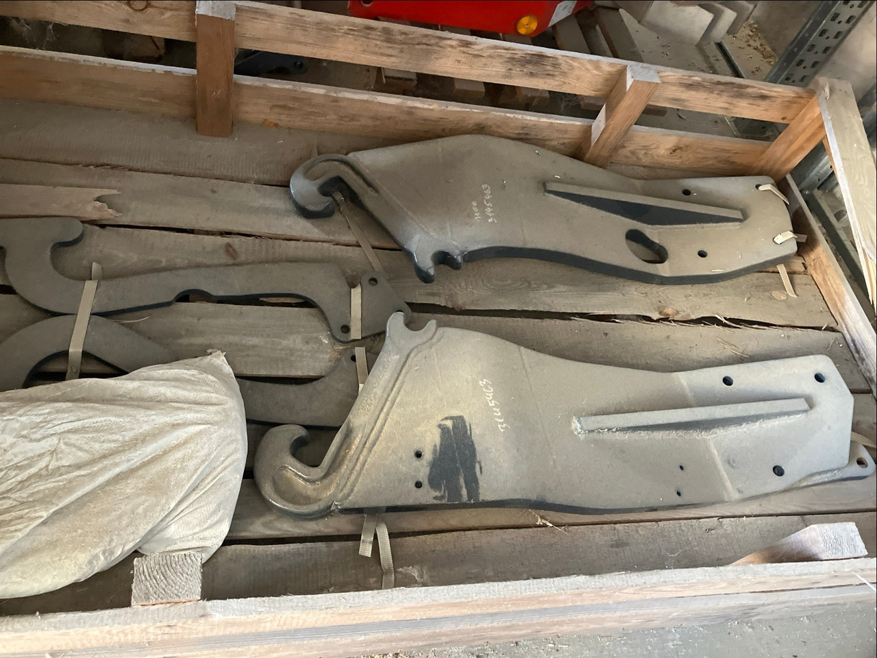 Stoll Frontladerkonsolen für 500er - Frontlader für Traktor: das Bild 1 Stoll Frontladerkonsolen für 500er - Frontlader für Traktor: das Bild 1